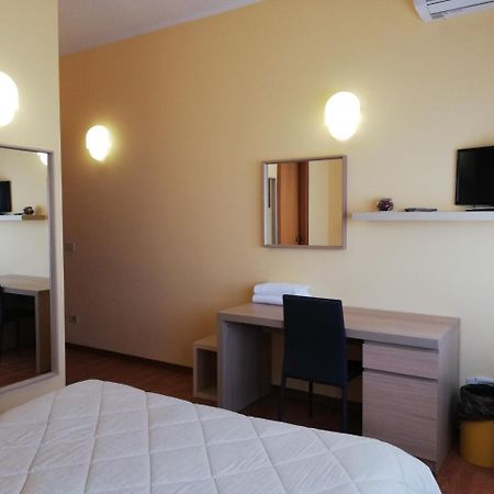 Albergo Roma Lanciano Exteriör bild