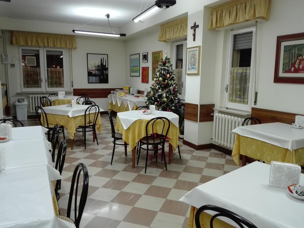 Albergo Roma Lanciano Exteriör bild