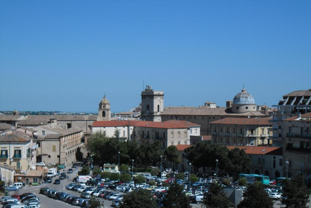 Albergo Roma Lanciano Exteriör bild