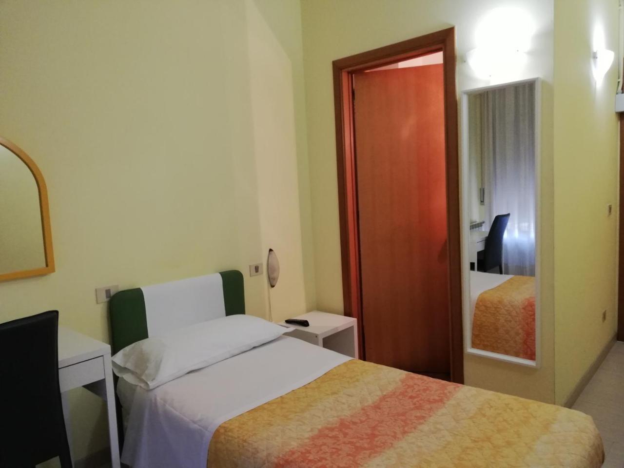 Albergo Roma Lanciano Exteriör bild