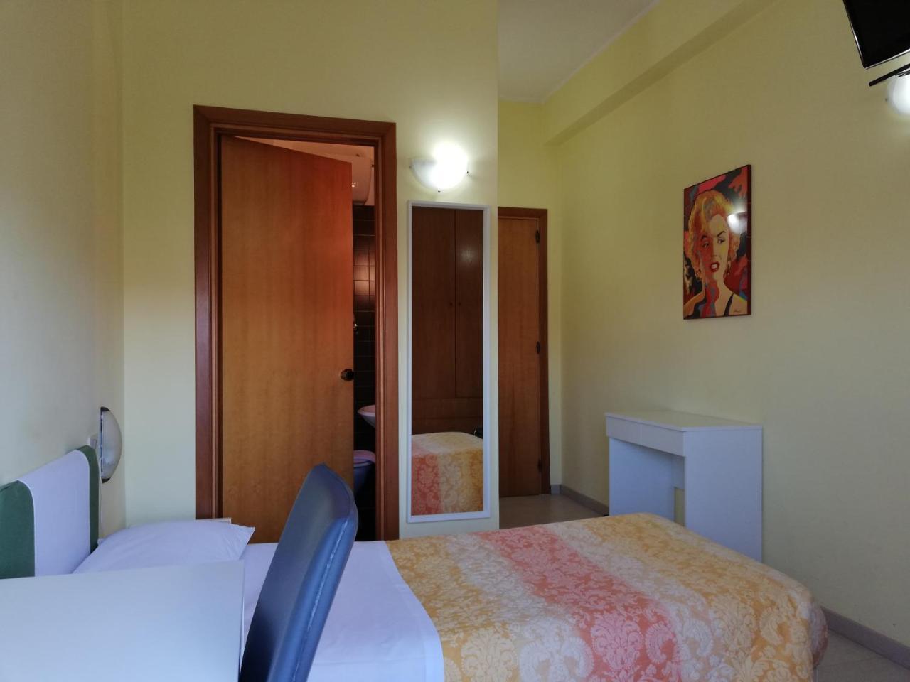 Albergo Roma Lanciano Exteriör bild